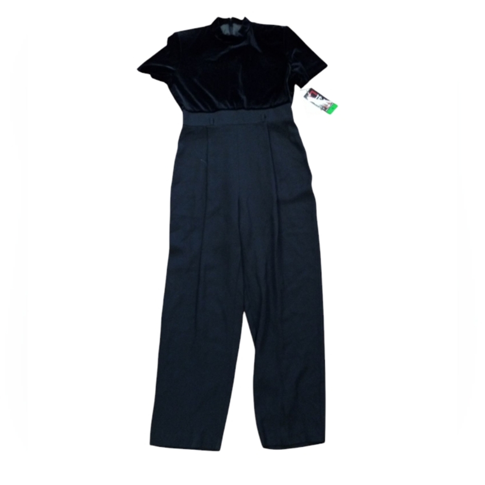 J.S.J. Vintage NWT Elegant Black Jumpsuit Size 10